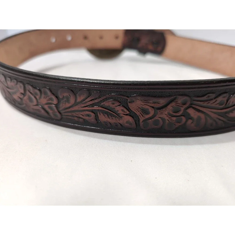 Cache BELT BROWN GENUINE LEATHER STUDDED MEDALLION BUCKLE WOMEN'S SZ SMALL 28-30